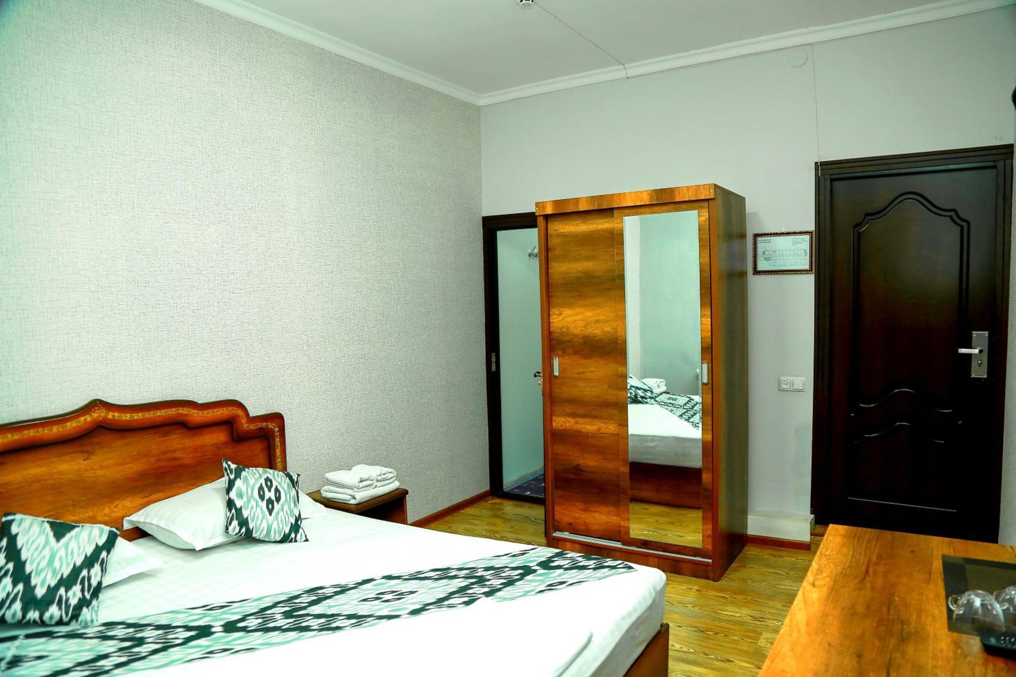 Hotel Mir Адрес Abu Ali Ibn Sino 4A Buhara Exterior foto